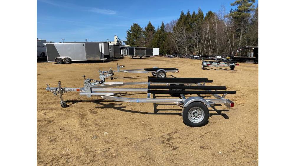 Shore Haven Aluminium-Anhänger für 2 Wassermotorräder / Jetskis mit teppichbezogenen Bunks (Modell 2025) – Image 4